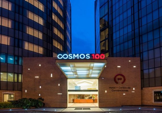 Cosmos 100 - Maduro Travel
